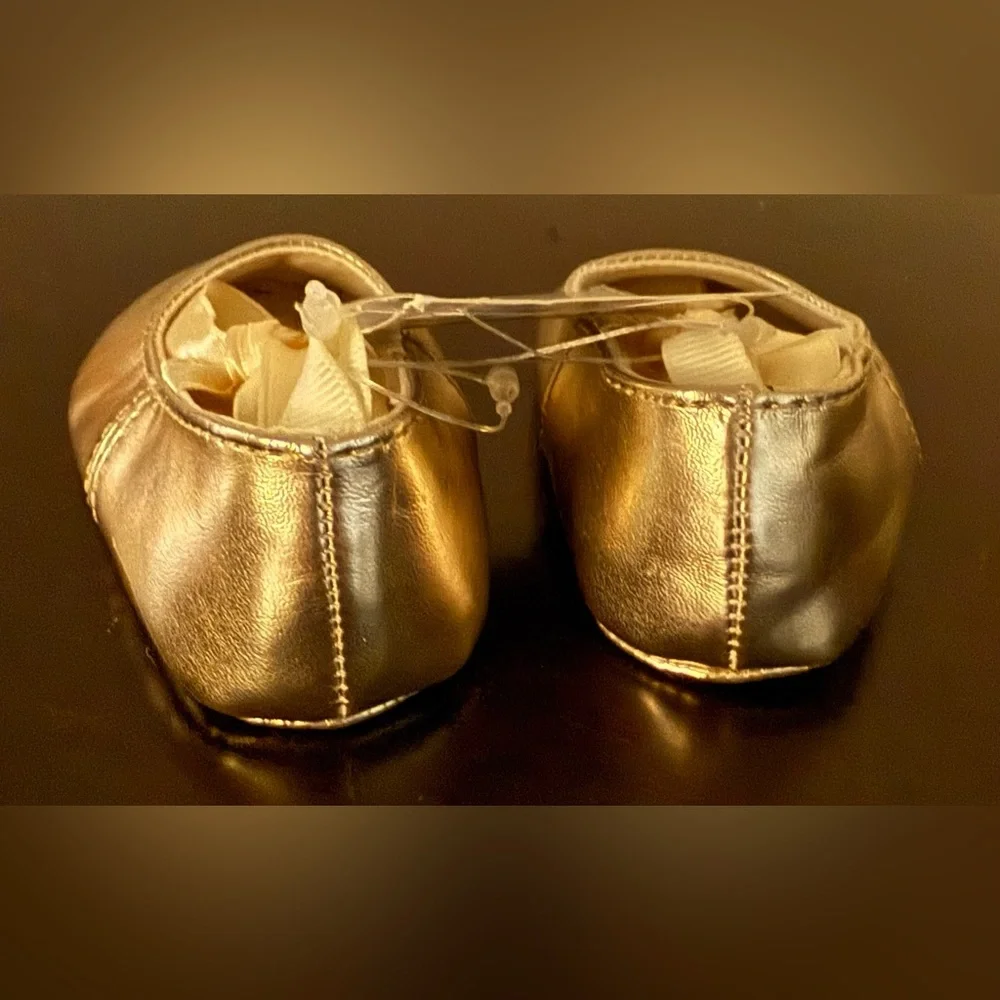 New First Impressions Baby | Infant Gold Mary Jane’s | Crib Shoes